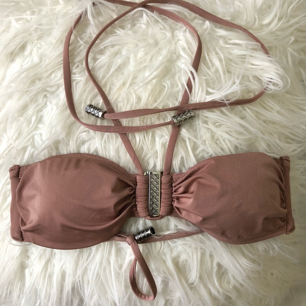 🌼 H&M SWIMSUIT TOP